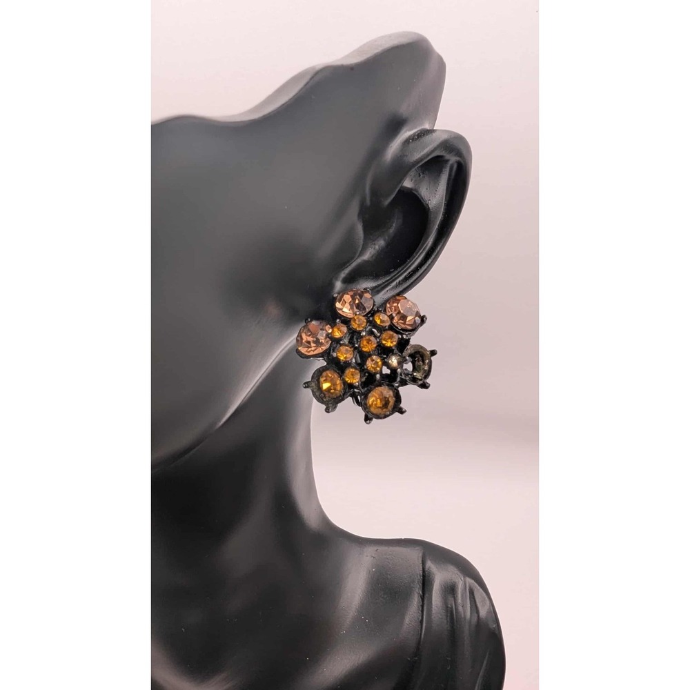 Vintage Black And Brown Clip On Earrings